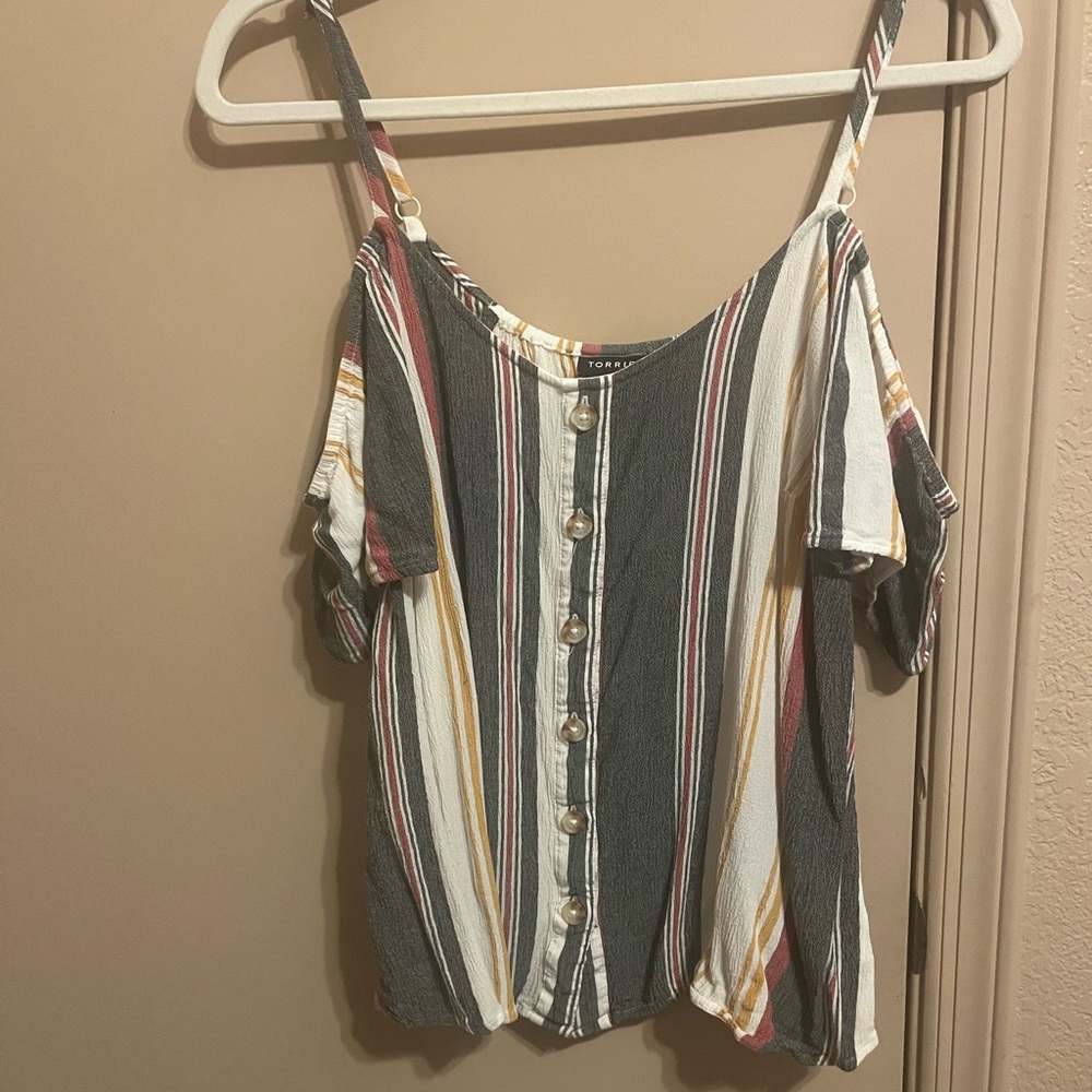 Torrid size 0 striped cold shoulder top